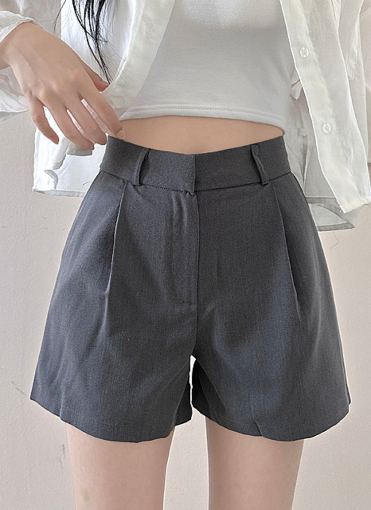 ハイウエストピンタックショートパンツ | レディースファッション通販